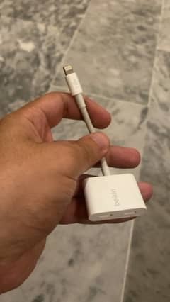 Original Apple Belkin Earphone + Charger Connector