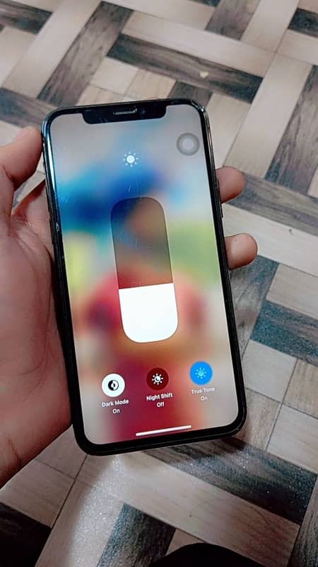 iPhone 11 pro 64 gb 6