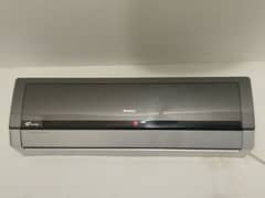 Gree 1 ton Inverter AC For Sale