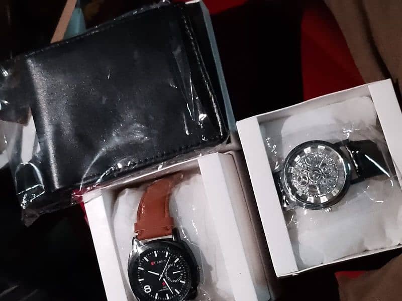 2 men's wrist watches with men purse in reasonable price 2