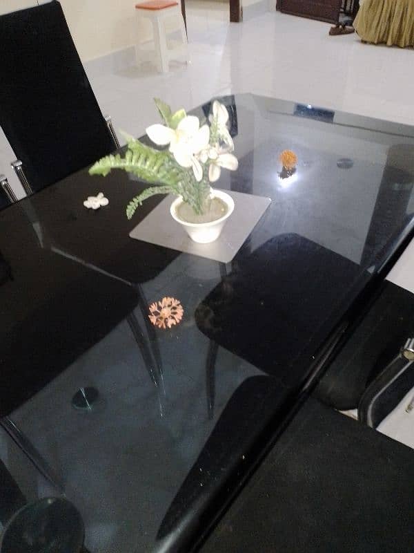 black glass dining table with 4 chair 2