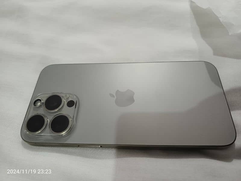 iPhone 15 Pro Max 256 Natural Titanium Non Pta 7