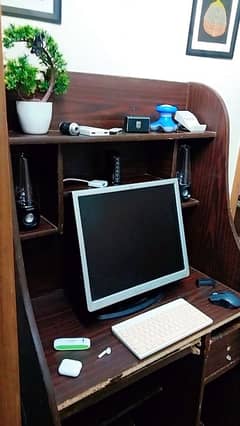 Computer Table / Trolley