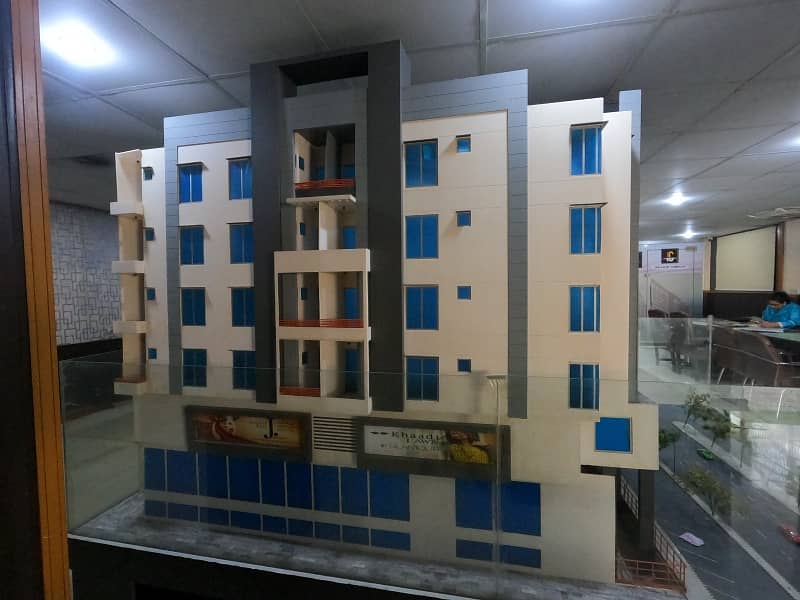 LUXURIOUS FLAT ON 300 FEET MAIN ROAD Surjani Town - Sector 5B ON INSTALLMENTS AVALIVLE 16