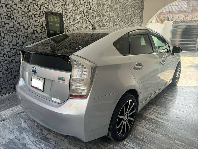 Toyota Prius 2010 6