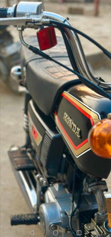 Honda cd 70 vintage model japan must read full add 03152069270 3