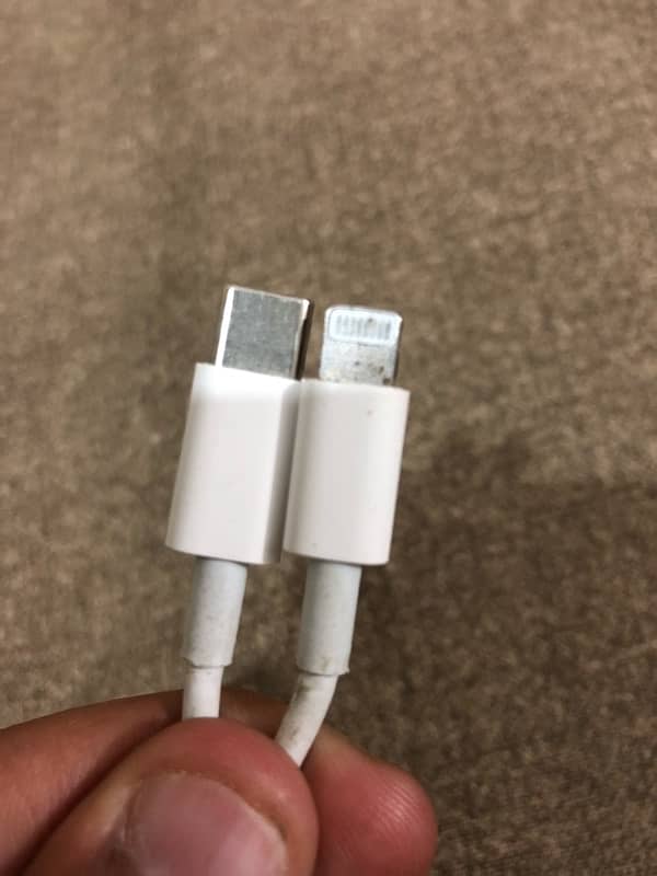 iPhone 13 Pro Max Original cable 1