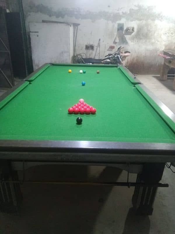 5/10 snooker table 0