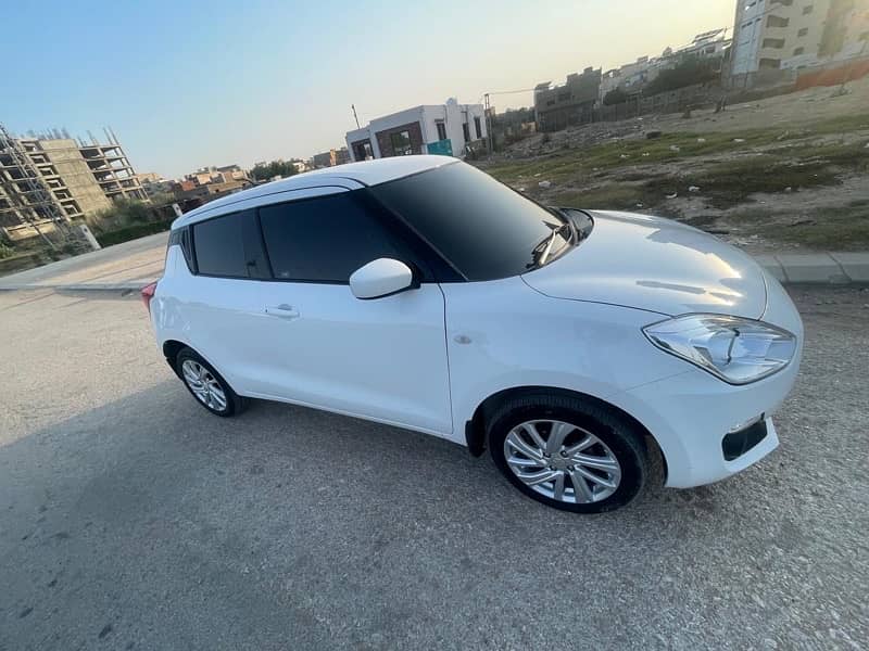 Suzuki Swift GL CVT 2023 B2B 3