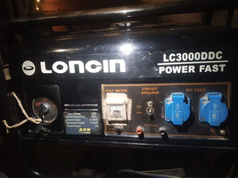 generator 2.3KVa great condition 4