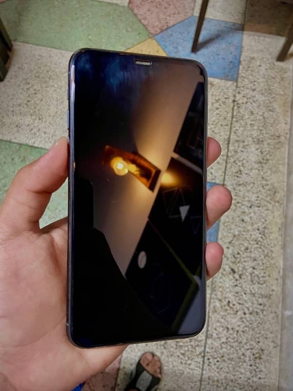 iPhone 11 pro max Pta Approved 1