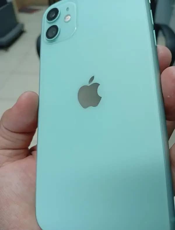 iPhone 11 64gb PTA Approved 2