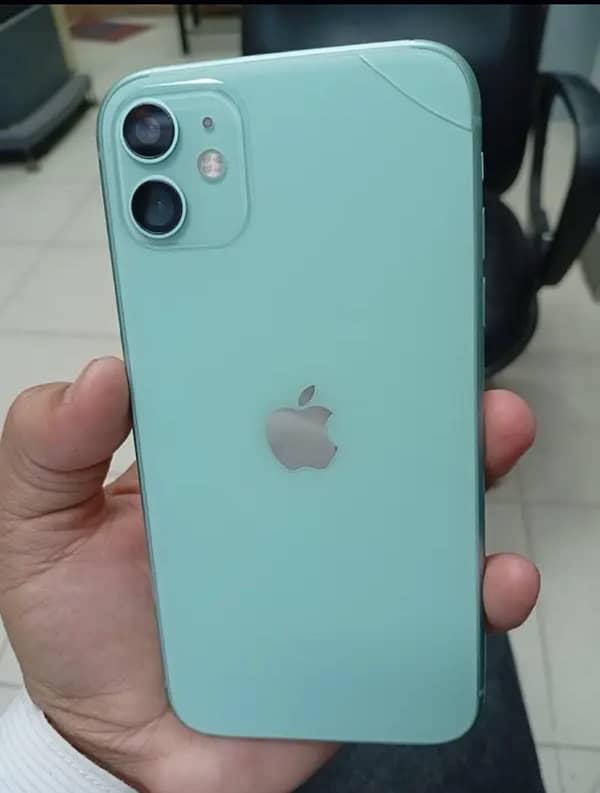 iPhone 11 64gb PTA Approved 3