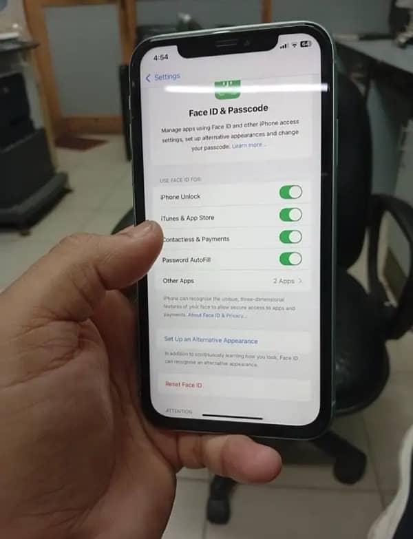 iPhone 11 64gb PTA Approved 4