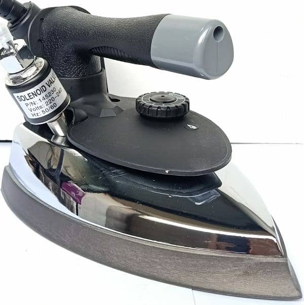 Sewmaster steam iron 1