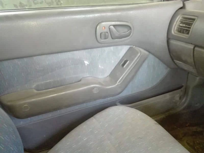 Suzuki Cultus VXL 2001 fast book mising running page available 1