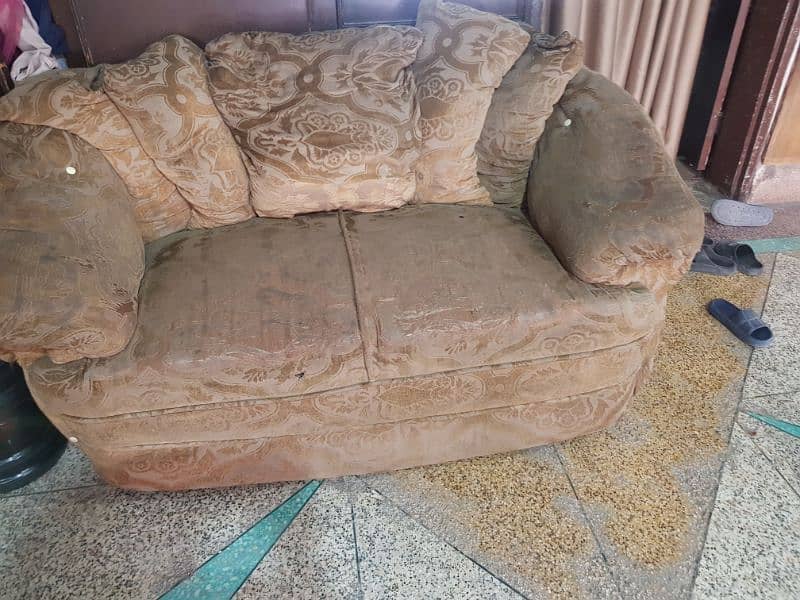 1.2. 3 sofa good condition 2