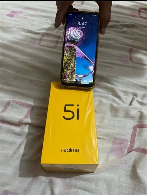 realme 5i completed box 4/64 5