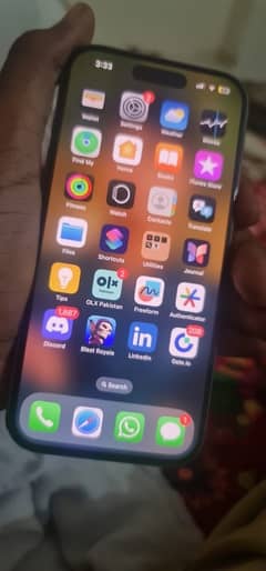 IPhone 15 pro factory unlocked pta glitched