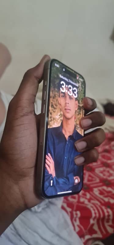 IPhone 15 pro factory unlocked pta glitched 2