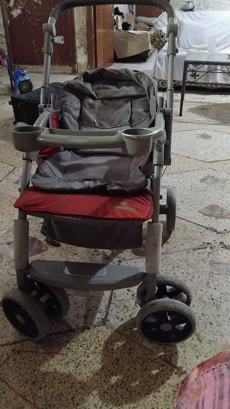 pram in good condition 2