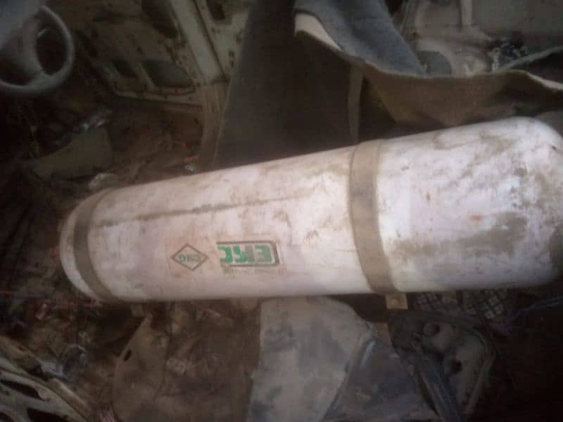 Cng Cylinder and kit 1