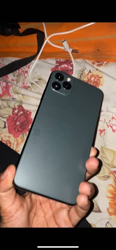 Iphone 11 pro max 256 GB 9/10 LLA ( Non Pta) 6