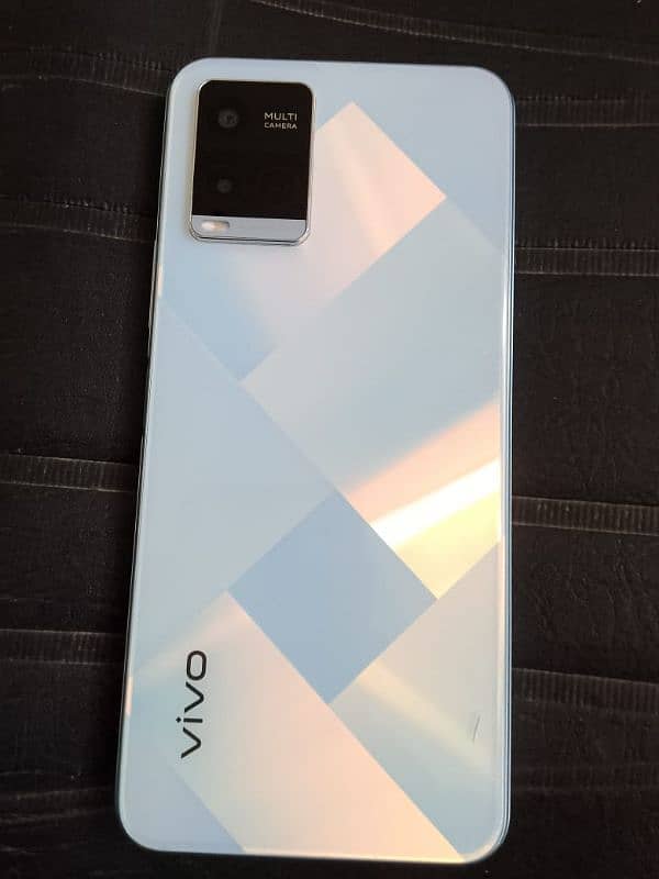 Vivo y 21 1