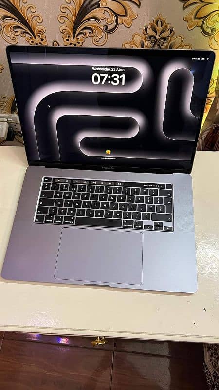 MACBOOK PRO 2019 (A2141)  16'' INCHES (CORE I7)  AVAILABLE IN QUANTITY 5