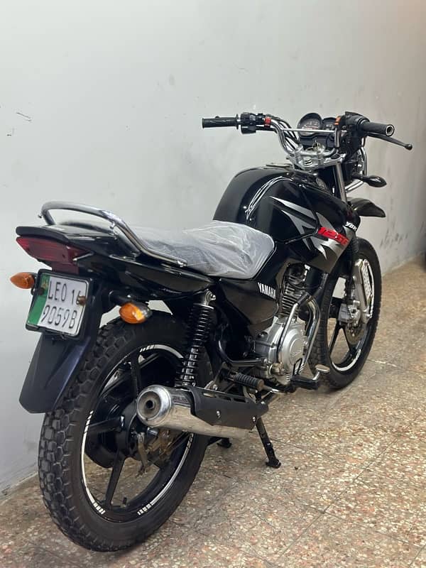 yamaha ybr125g 2016 ( japniess model ) 4