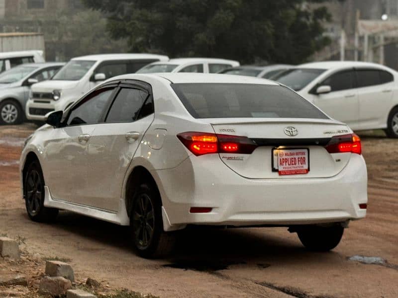 Toyota Corolla Altis 1.6 2015 0