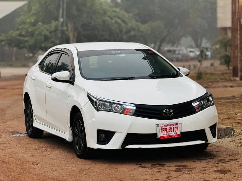 Toyota Corolla Altis 1.6 2015 3