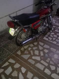 Honda 125cc new condition full tayar ha