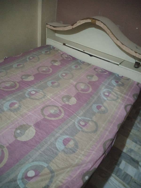 Bed Abd almari 10