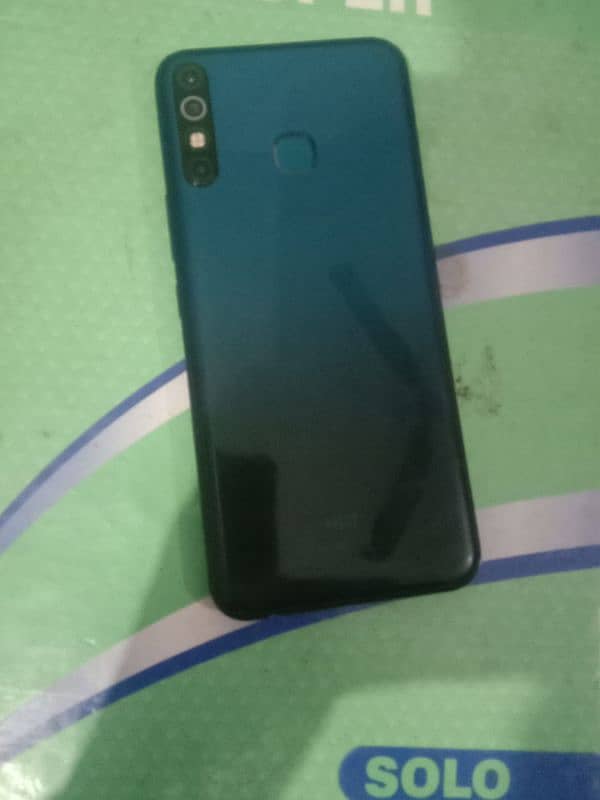 Infinix hot 8 lite 2/32 all ok touch working 2