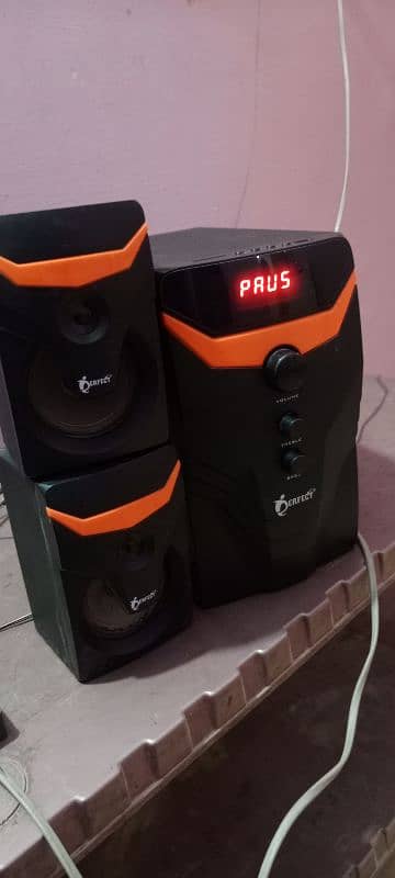 Perfect Company Speakers 2.1 channel In Ganuan and working condition 0