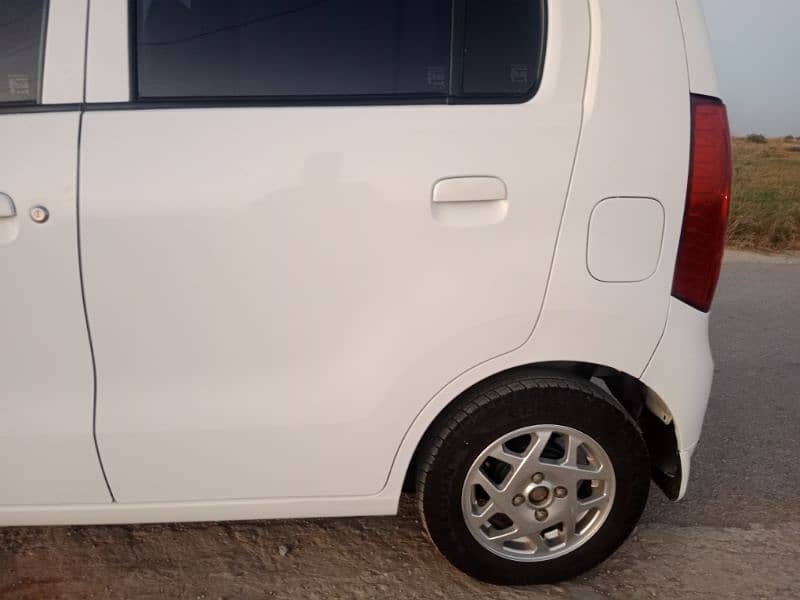 Suzuki Wagon R 2018 8