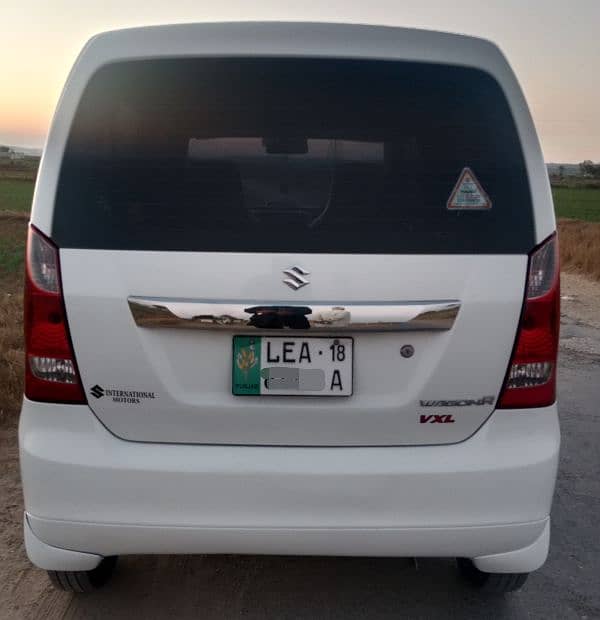 Suzuki Wagon R 2018 12