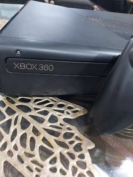 xbox360 slim limited edition 4