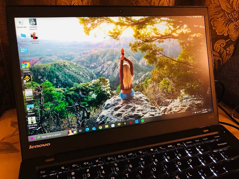 Lenovo T450s core i7 (5th Gen) 12gb DDR4 Ram with 512gb SSD, Read Ad 1