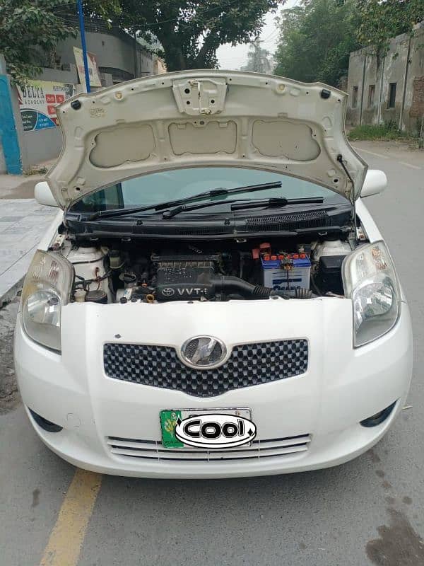 Toyota Vitz 2005 (03247607332) 9