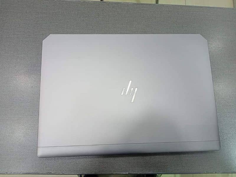 HP ZBOOK 15 -  G5  Intel Core i7- 8th gen ( 8850H ) 2