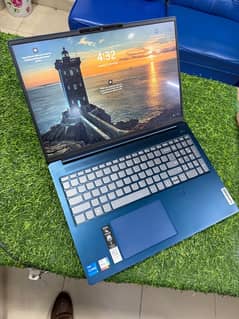 Lenovo Ideapad Slim 5 16IRL8 13th Gen Core i5-13th Generation . .