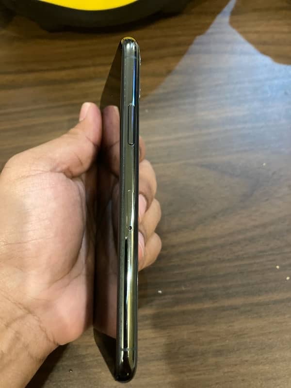 Iphone 11 Pro 256gb - PTA Approved 3