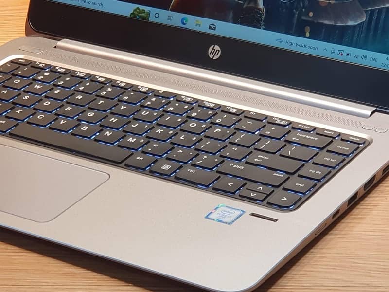 (HP ELITEBOOK 1040 G3) (Core i5 6th Latest Gen) (New Condition) 3