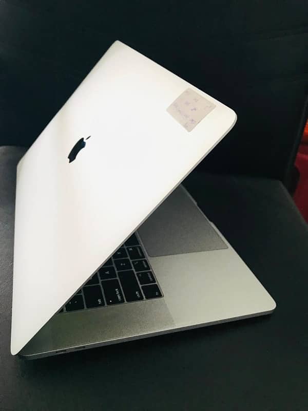 MacBook pro 2019 “16”inch 2