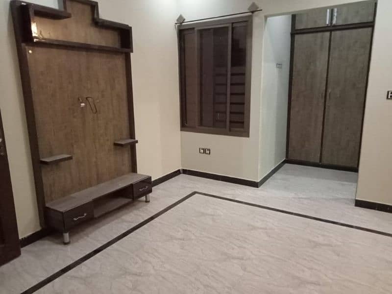 400 sq yard VIP portion for rent in gulistan e johar block 7 0