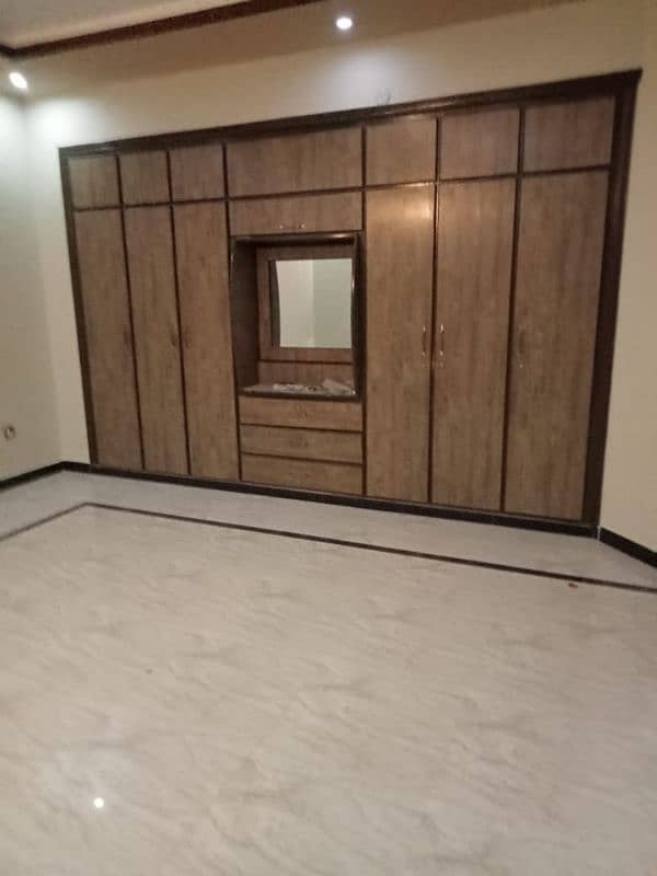 400 sq yard VIP portion for rent in gulistan e johar block 7 2