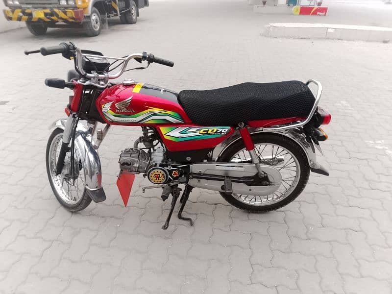 Honda CD 70 2022 Model 3