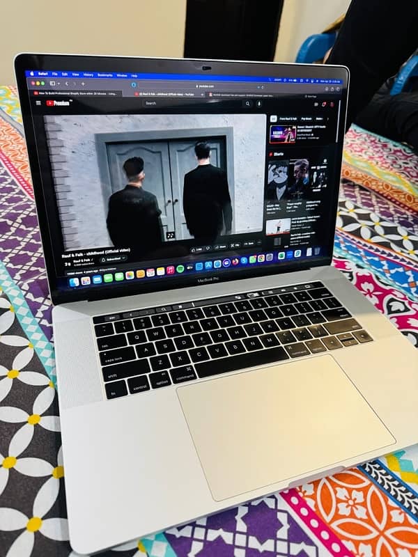 Apple Macbook Pro 2016 15 inch 3